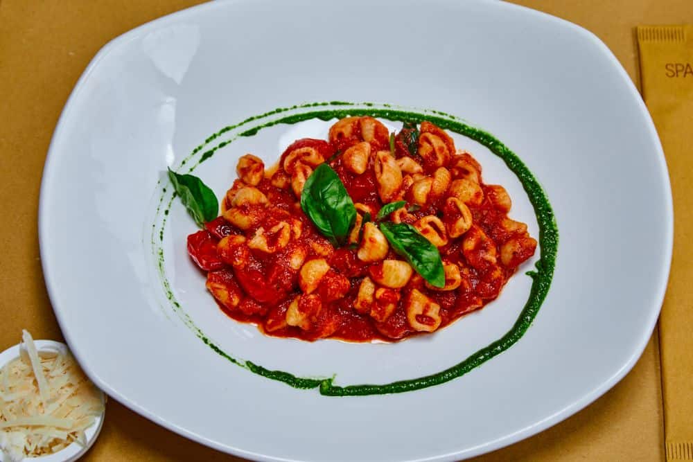 Pasta Pomodoro Basilico